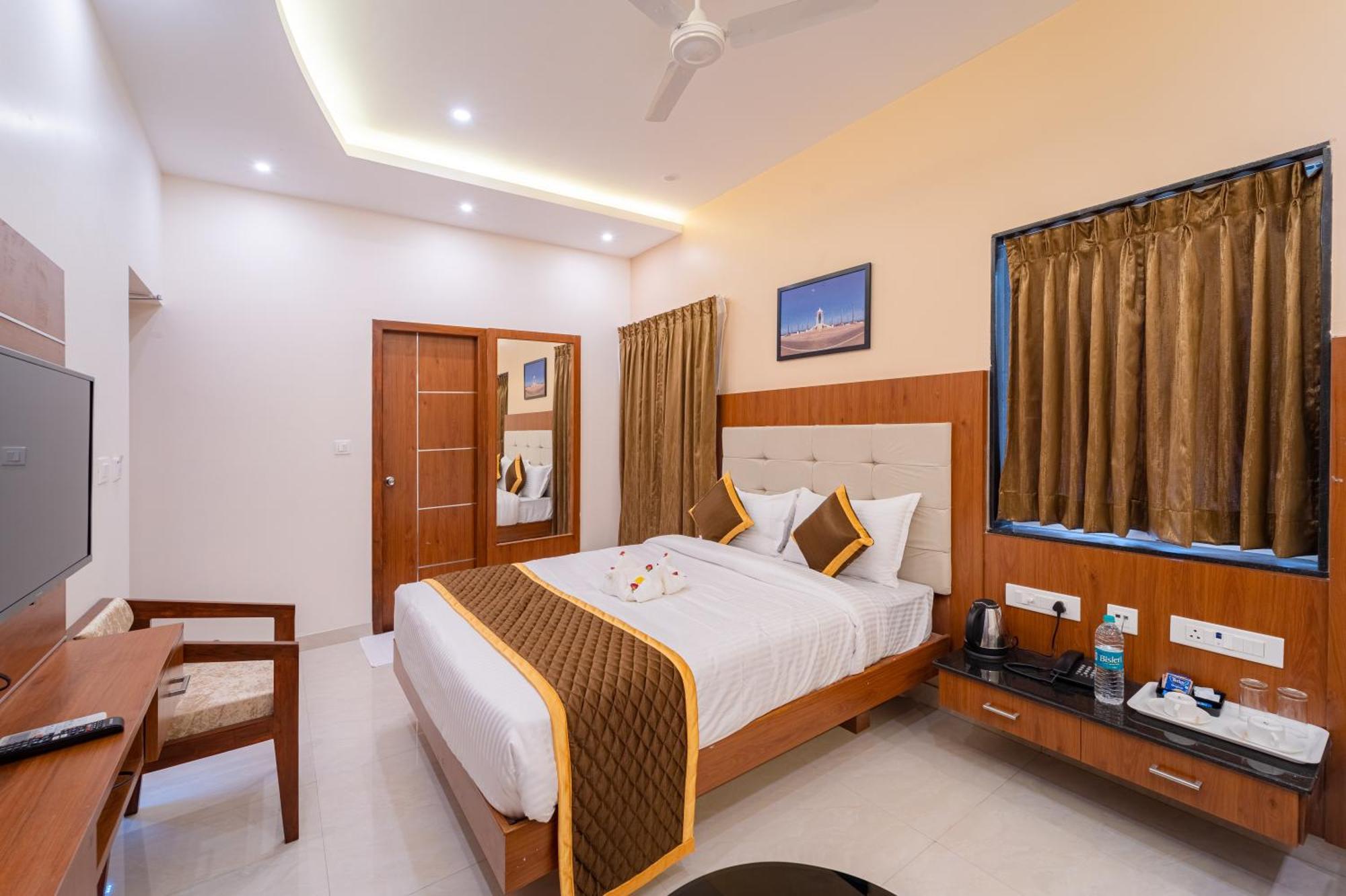Welcome Grand Residency Puducherry Zewnętrze zdjęcie
