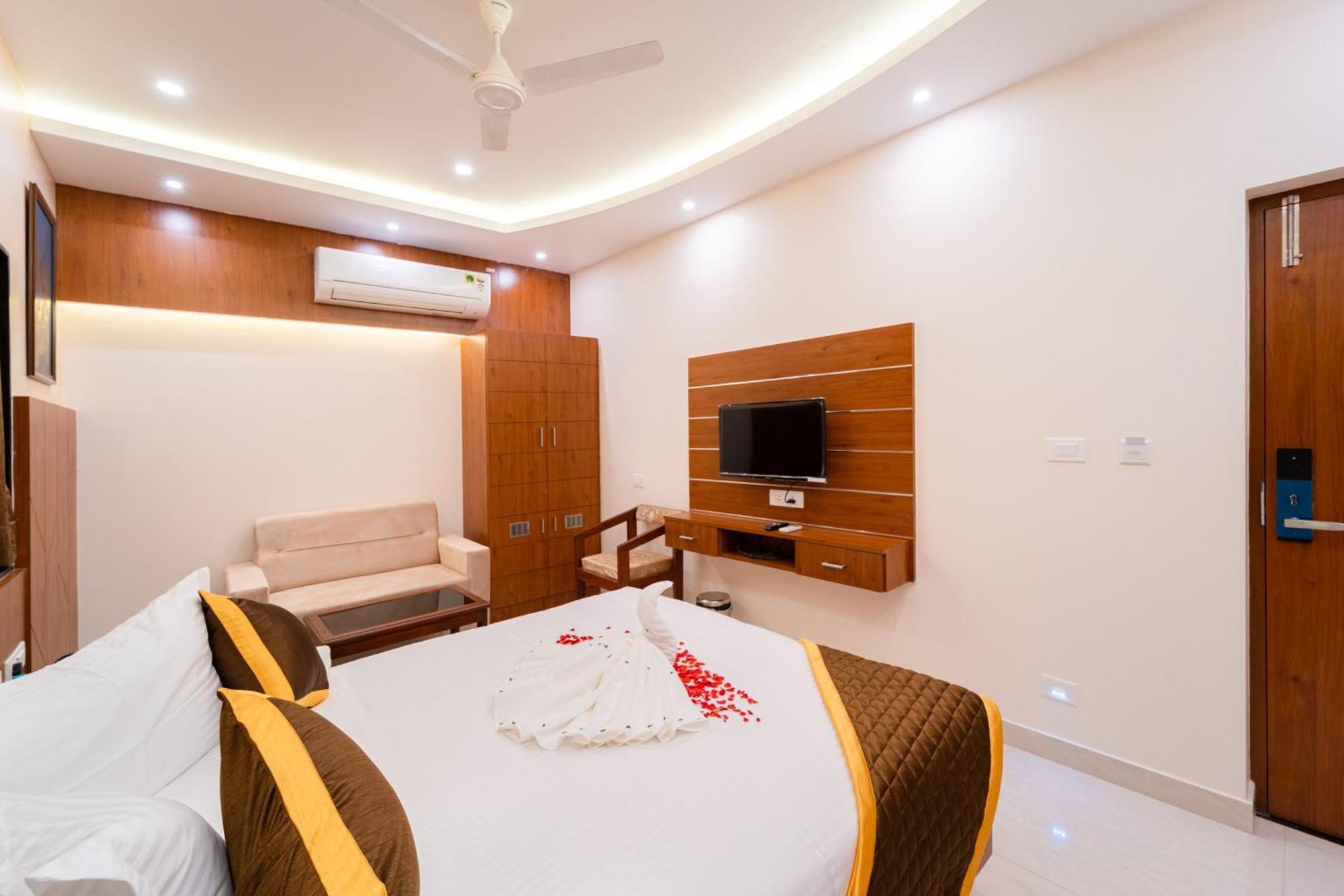Welcome Grand Residency Puducherry Zewnętrze zdjęcie